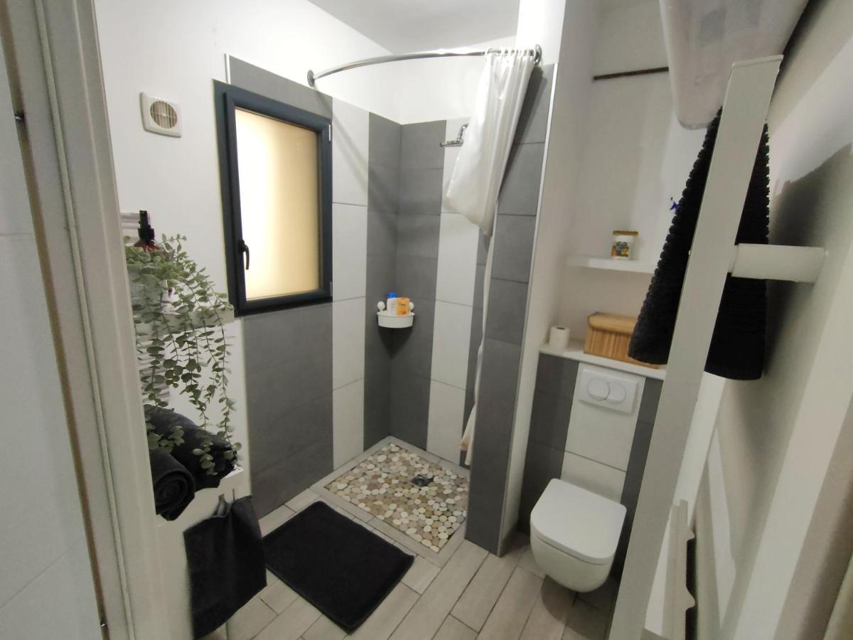 Apartmán Patio Cosy Thizy-les-Bourgs Exteriér fotografie